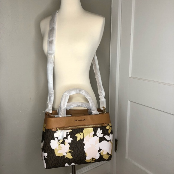 Michael Kors Hailee MD satchel - Picture 7 of 8